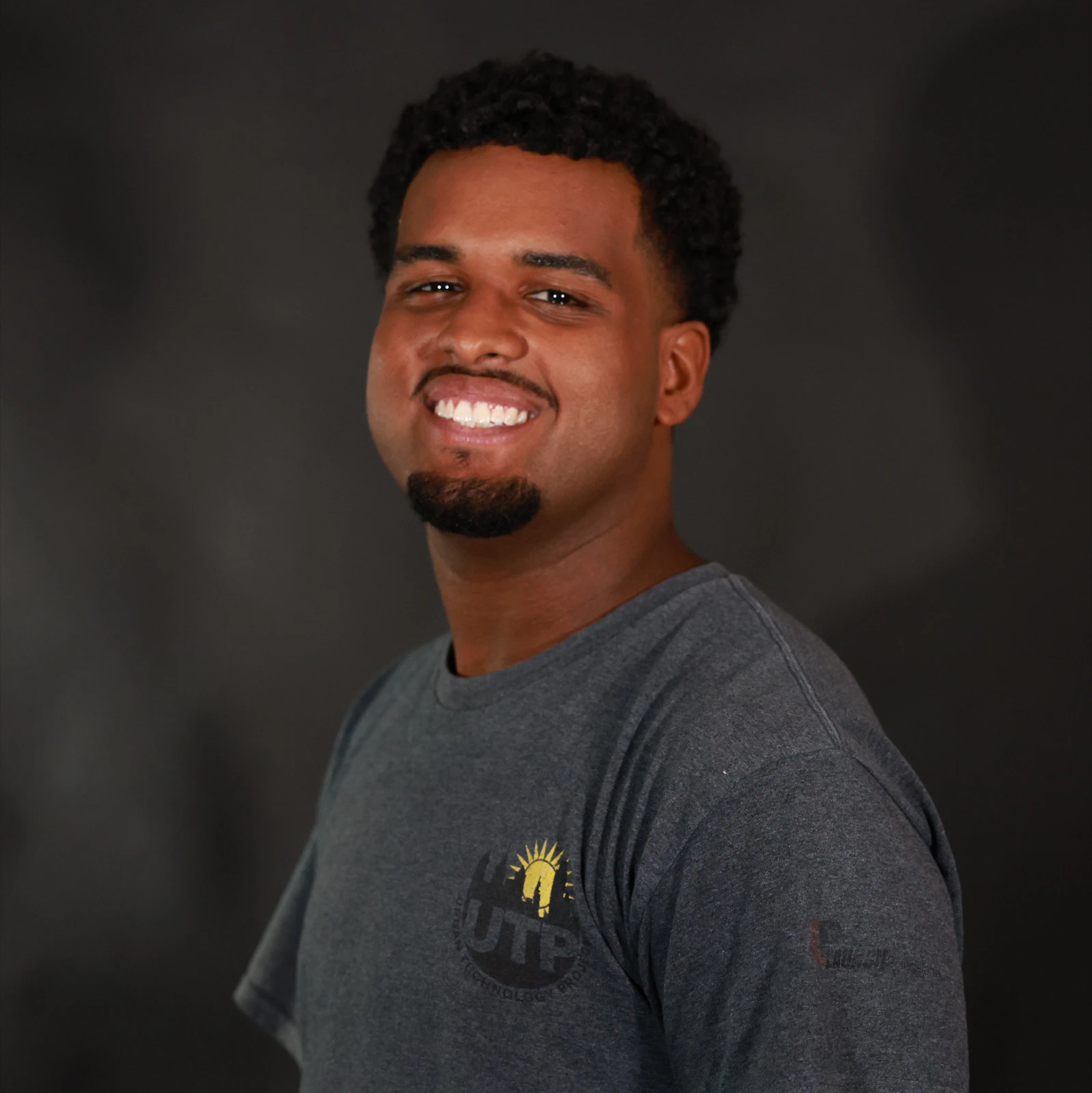 Headshot of Francisco Oquendo.